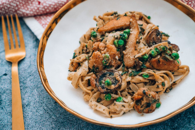 Quick & Easy Dairy Free and Gluten Free Chicken Alfredo