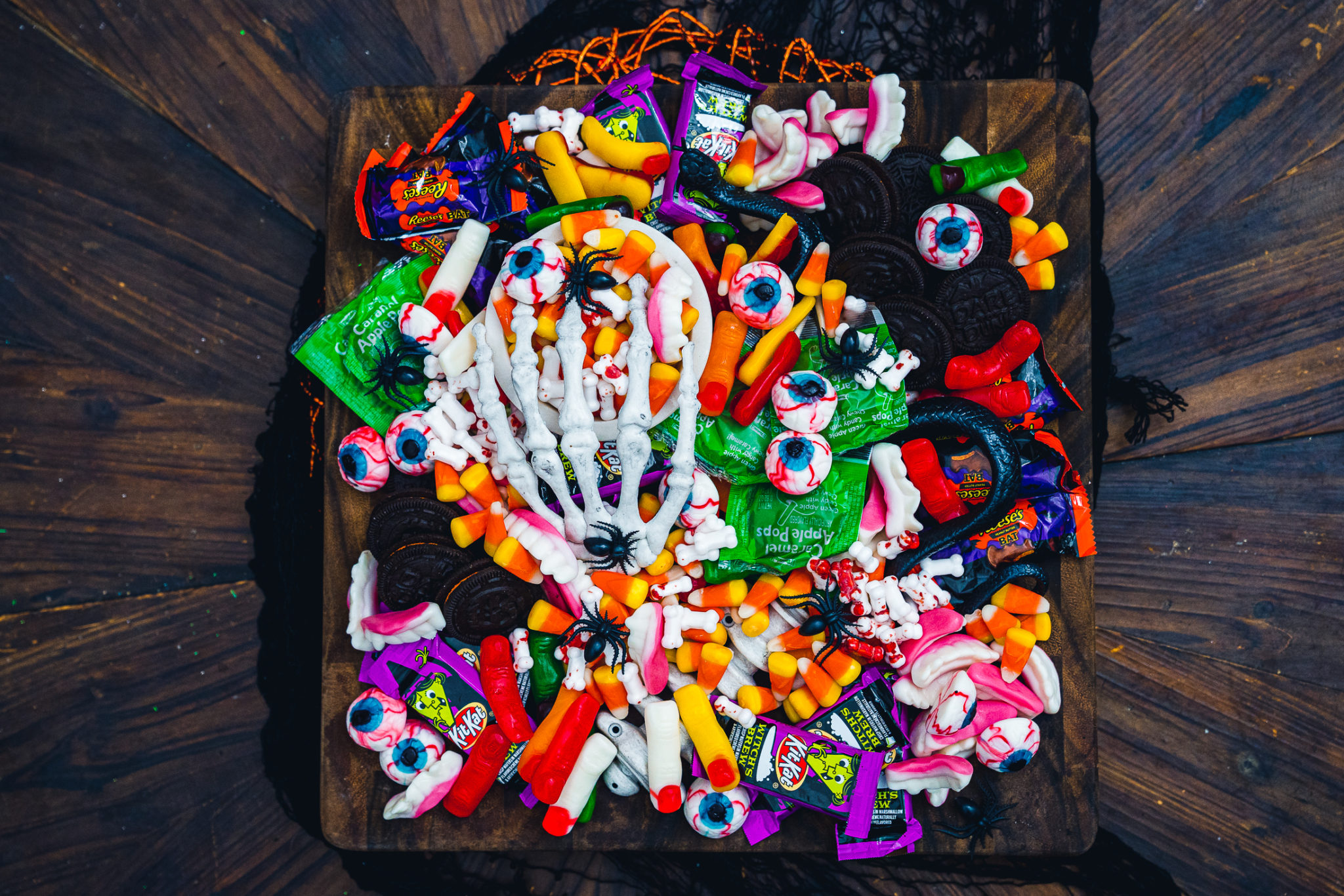 How to Make a Halloween Candy Charcuterie Board