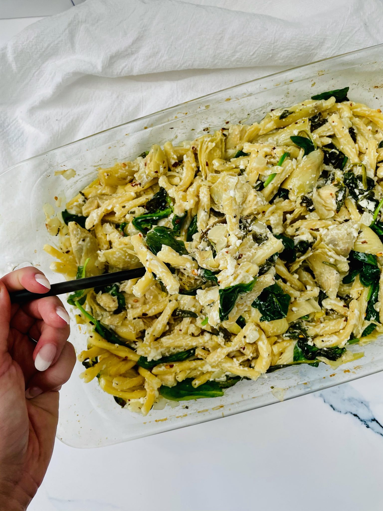 CHEESY SPINACH ARTICHOKE BAKED FETA PASTA