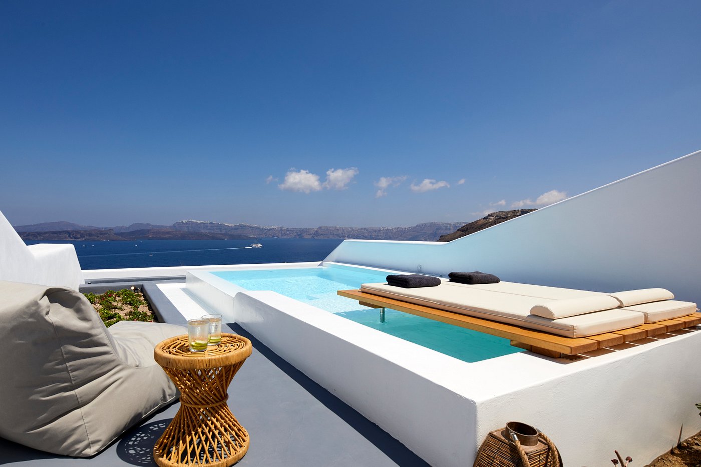 The Most Beautiful Hotels in Greece for Your Honeymoon