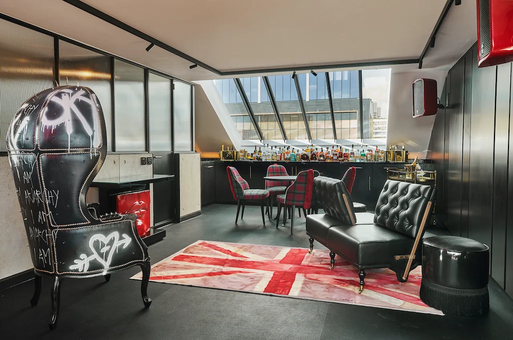 Hotel Rool Red The Ultimate Rock & Roll Hotels Travel Guide